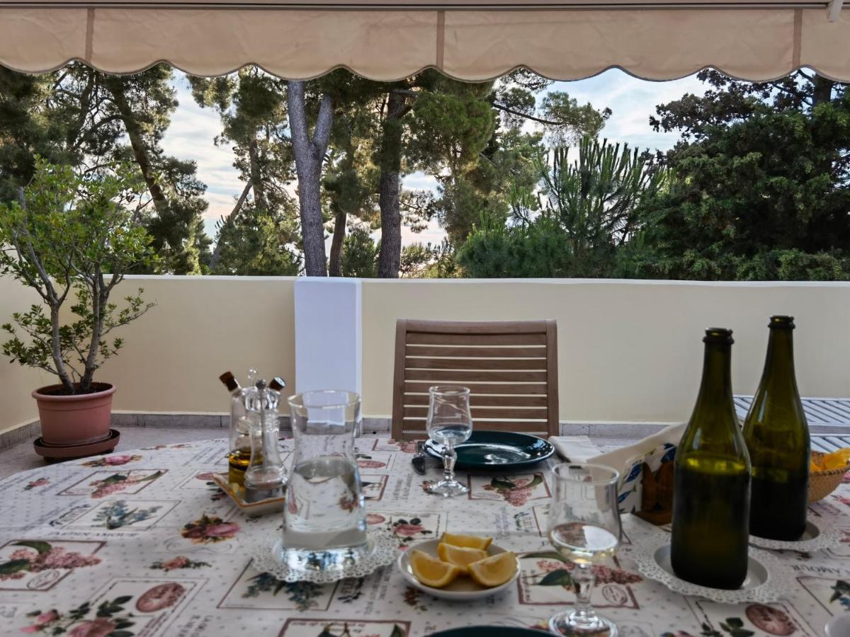 Aria Deluxe Superior 5 Star Apartment, Your Piece Of Heaven By The Sea & Park, With Sea & Park View Novigrad Istria Kültér fotó