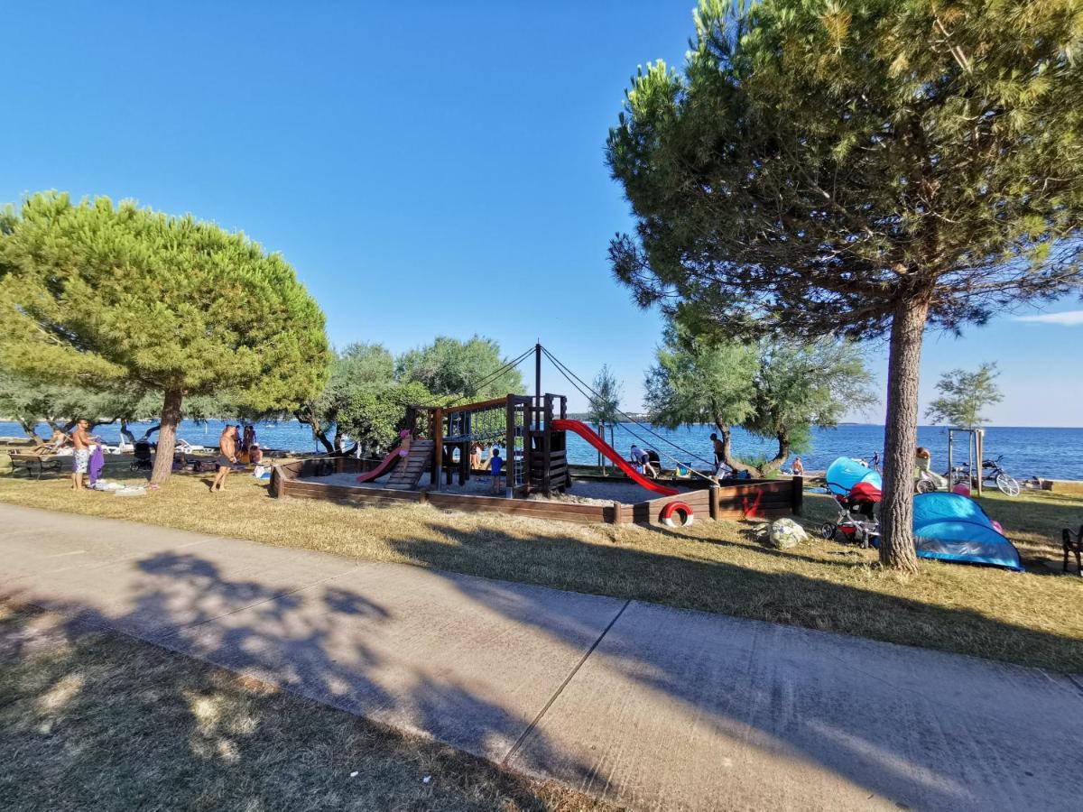 Aria Deluxe Superior 5 Star Apartment, Your Piece Of Heaven By The Sea & Park, With Sea & Park View Novigrad Istria Kültér fotó