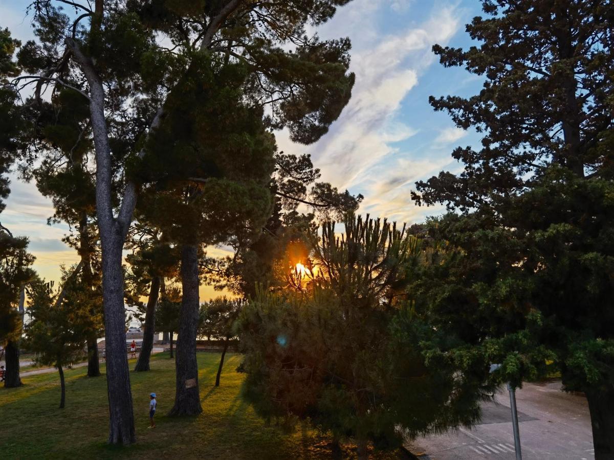 Aria Deluxe Superior 5 Star Apartment, Your Piece Of Heaven By The Sea & Park, With Sea & Park View Novigrad Istria Kültér fotó
