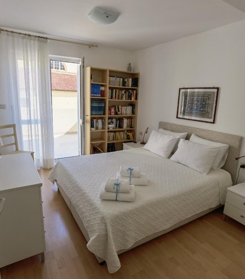 Aria Deluxe Superior 5 Star Apartment, Your Piece Of Heaven By The Sea & Park, With Sea & Park View Novigrad Istria Kültér fotó