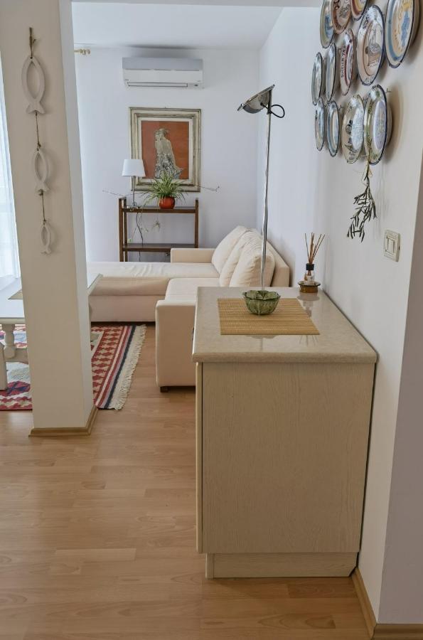 Aria Deluxe Superior 5 Star Apartment, Your Piece Of Heaven By The Sea & Park, With Sea & Park View Novigrad Istria Kültér fotó