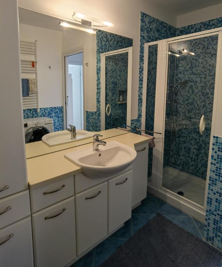 Aria Deluxe Superior 5 Star Apartment, Your Piece Of Heaven By The Sea & Park, With Sea & Park View Novigrad Istria Kültér fotó