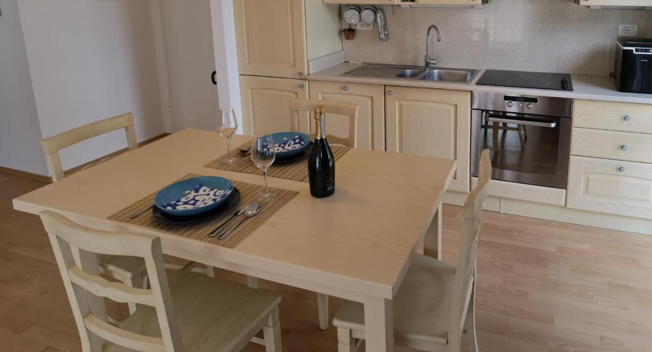 Aria Deluxe Superior 5 Star Apartment, Your Piece Of Heaven By The Sea & Park, With Sea & Park View Novigrad Istria Kültér fotó