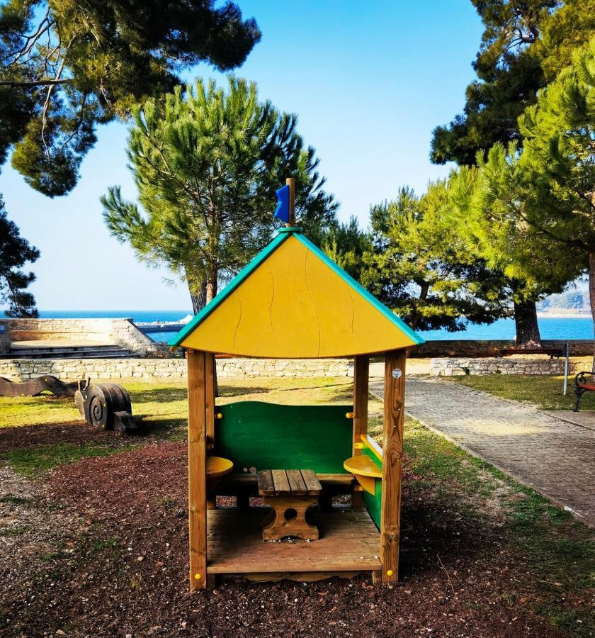 Aria Deluxe Superior 5 Star Apartment, Your Piece Of Heaven By The Sea & Park, With Sea & Park View Novigrad Istria Kültér fotó
