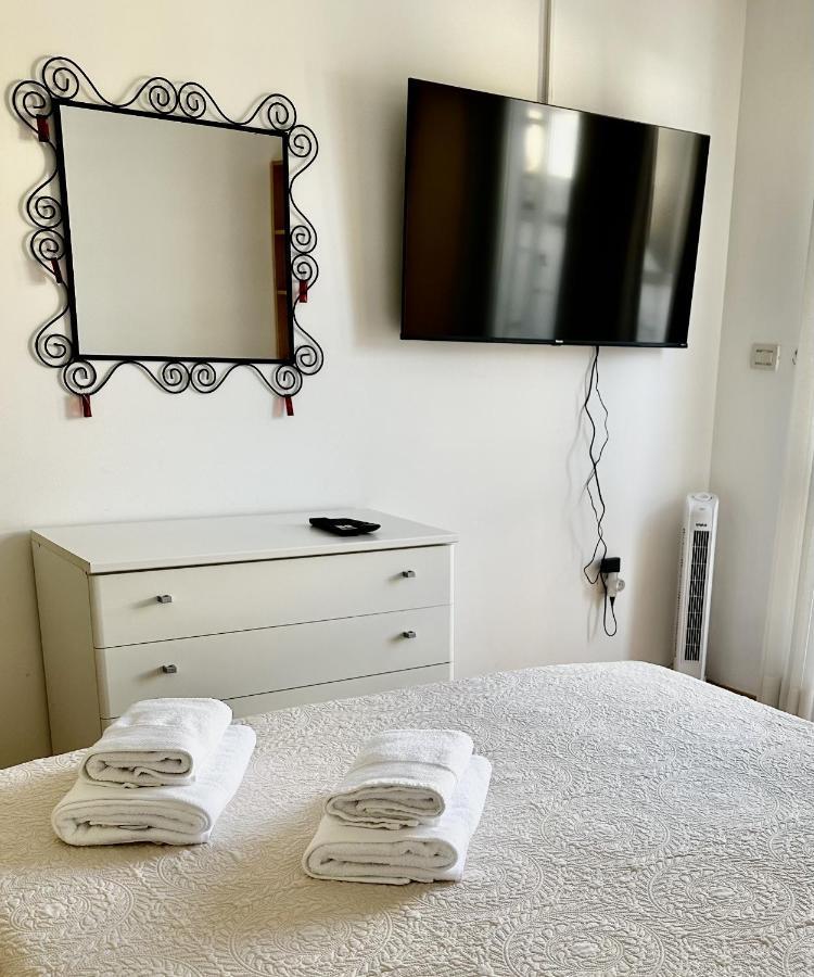Aria Deluxe Superior 5 Star Apartment, Your Piece Of Heaven By The Sea & Park, With Sea & Park View Novigrad Istria Kültér fotó